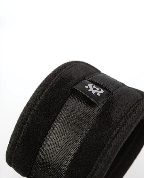 Sei Mio Neck Firmly in Check Adjustable Neck & Wrist Restraint Kit - Black