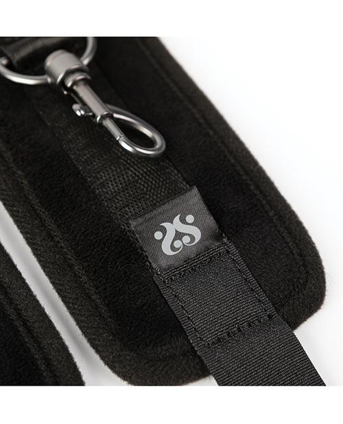 Sei Mio Sensually Secured Velvet Handcuffs - Black